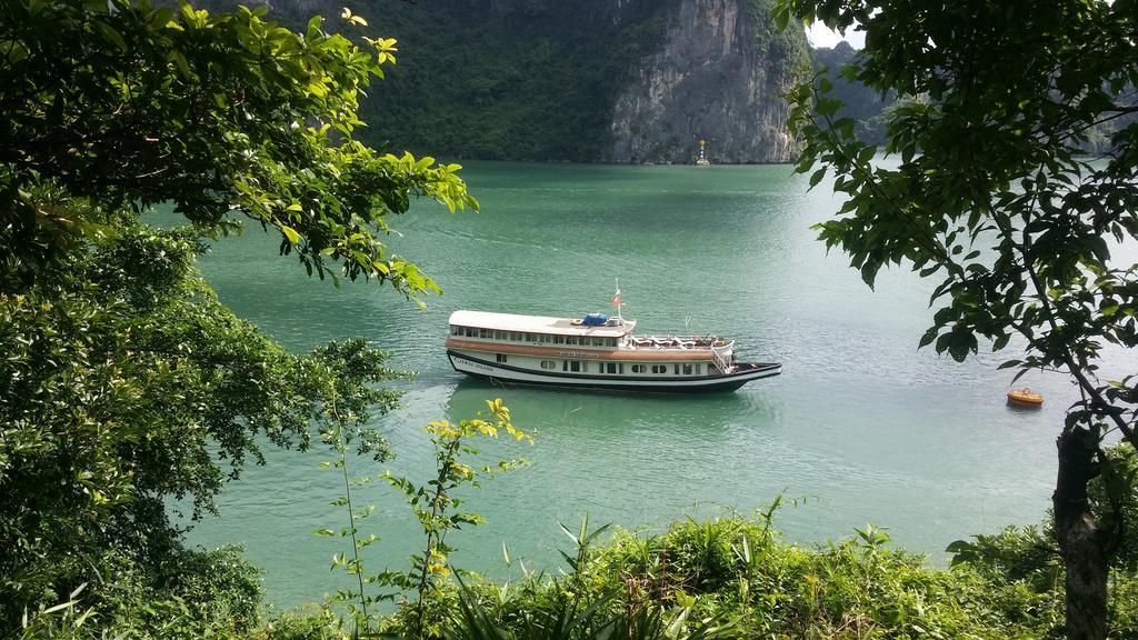 Hotel Love Planet Cruise Cat Ba Island Exterior foto